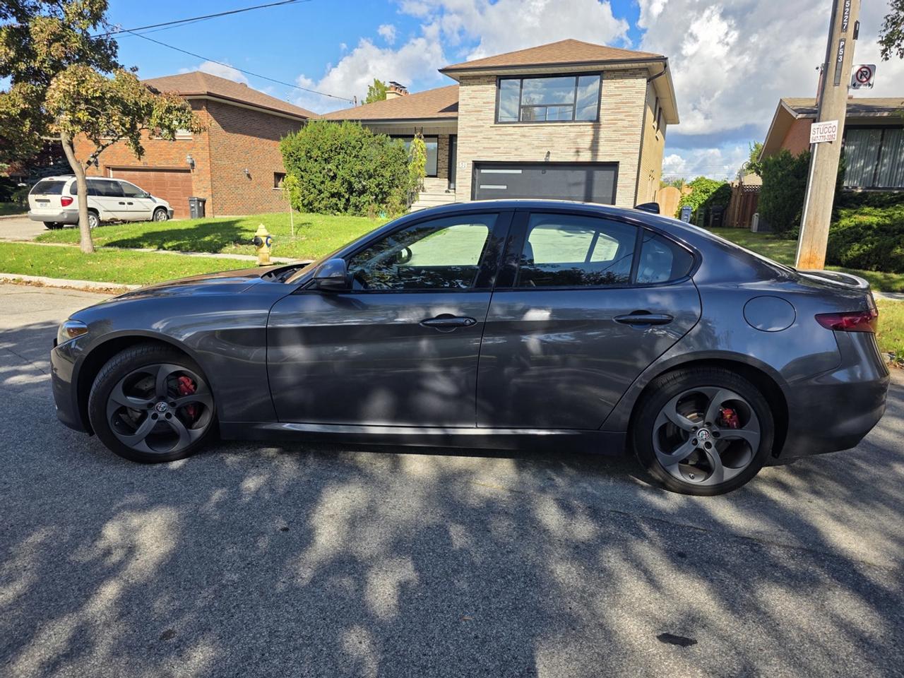 2017 Alfa Romeo Giulia Q4 Photo