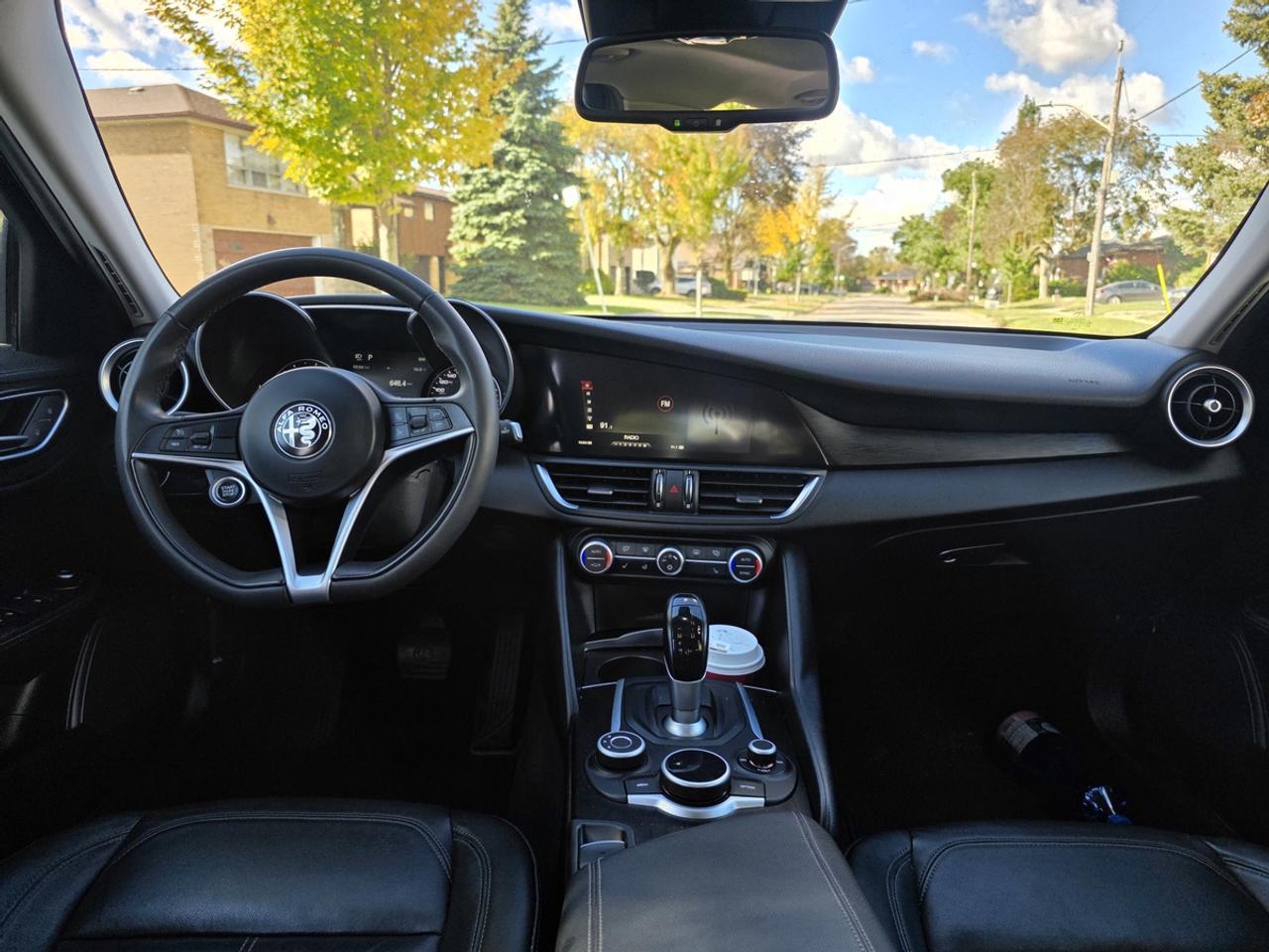 2017 Alfa Romeo Giulia Q4 Photo