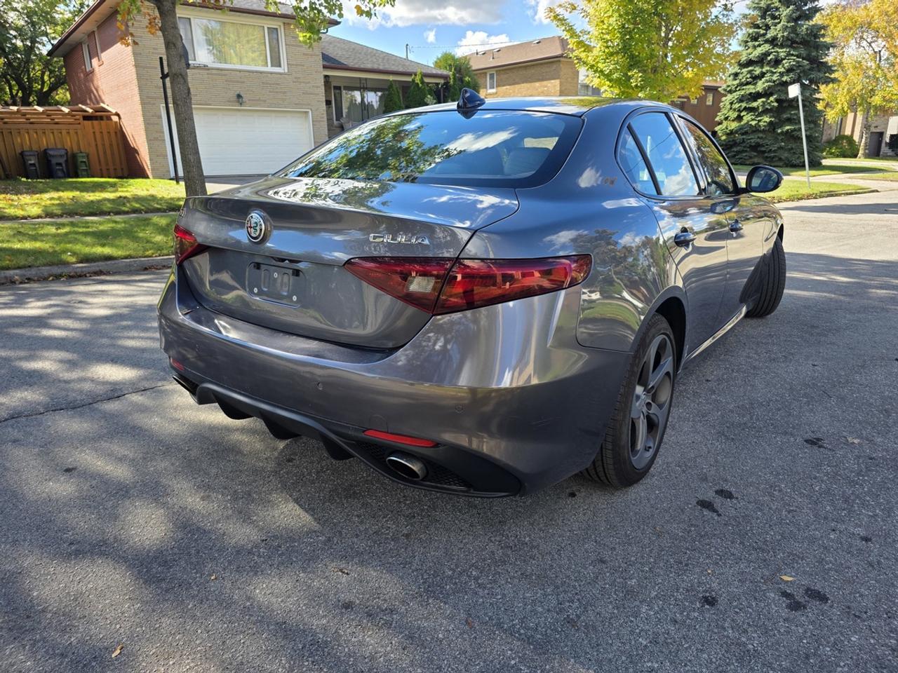2017 Alfa Romeo Giulia Q4 Photo