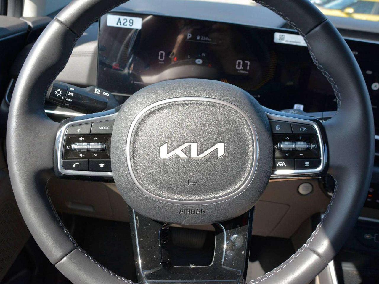2026 Kia Carnival LX Photo