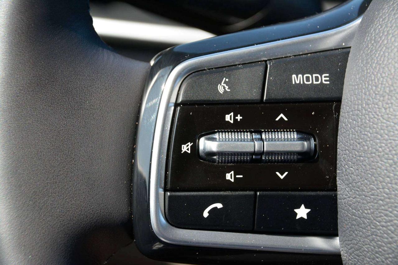 2026 Kia Carnival LX Photo