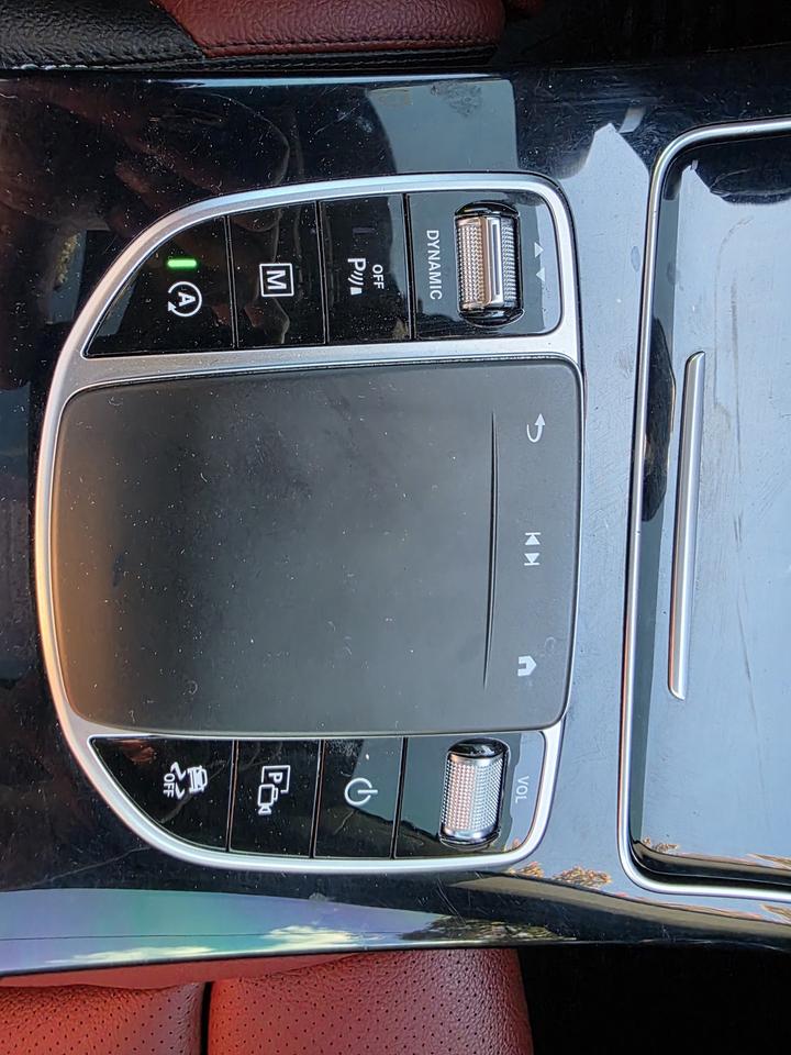 2020 Mercedes-Benz GLC 300 4MATIC Photo