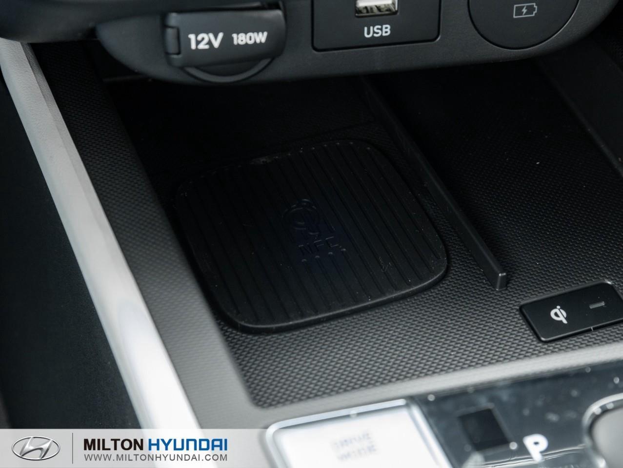 2026 Hyundai Elantra HEV Luxury 4dr Sedan Photo