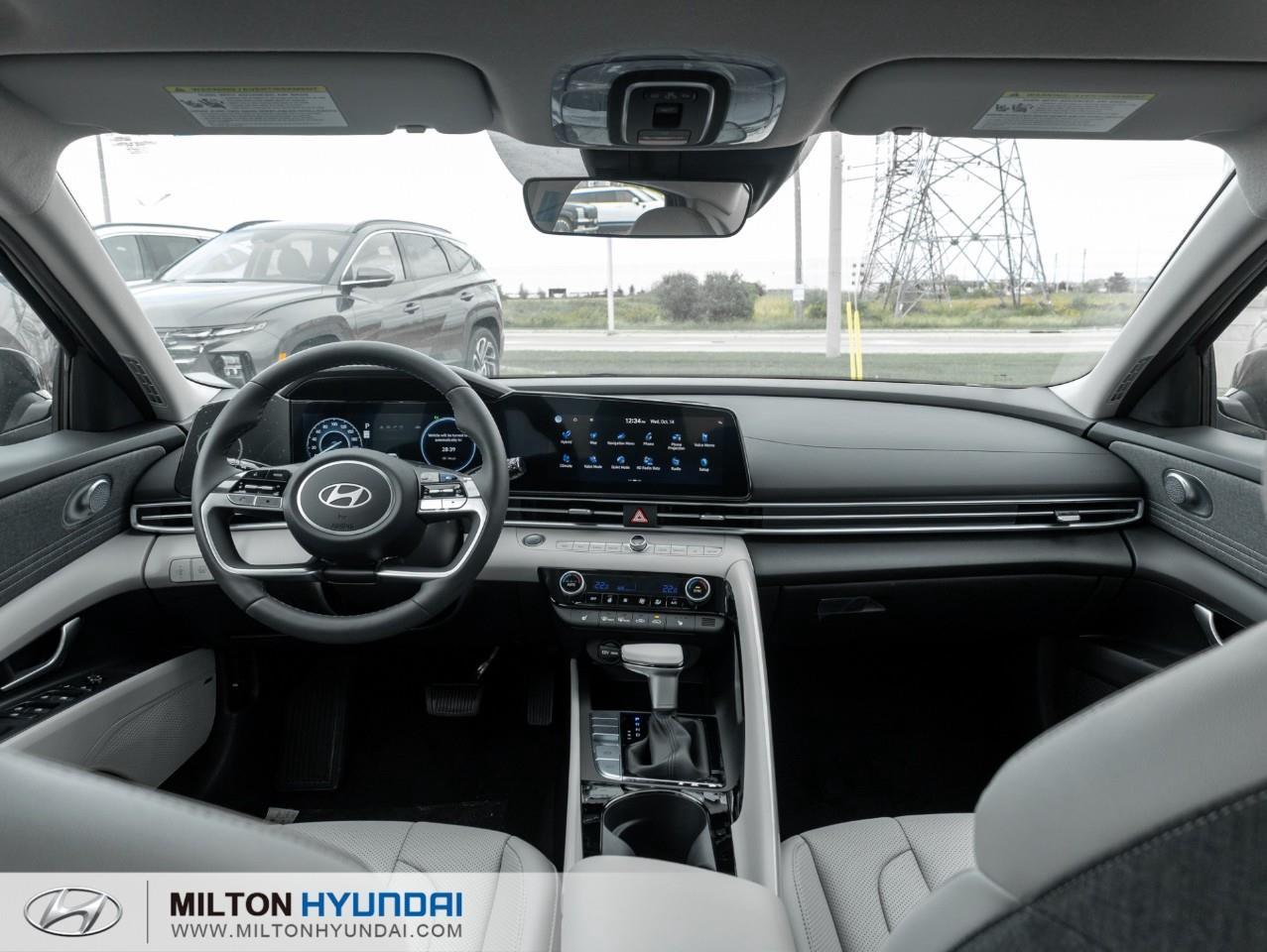 2026 Hyundai Elantra HEV Luxury 4dr Sedan Photo