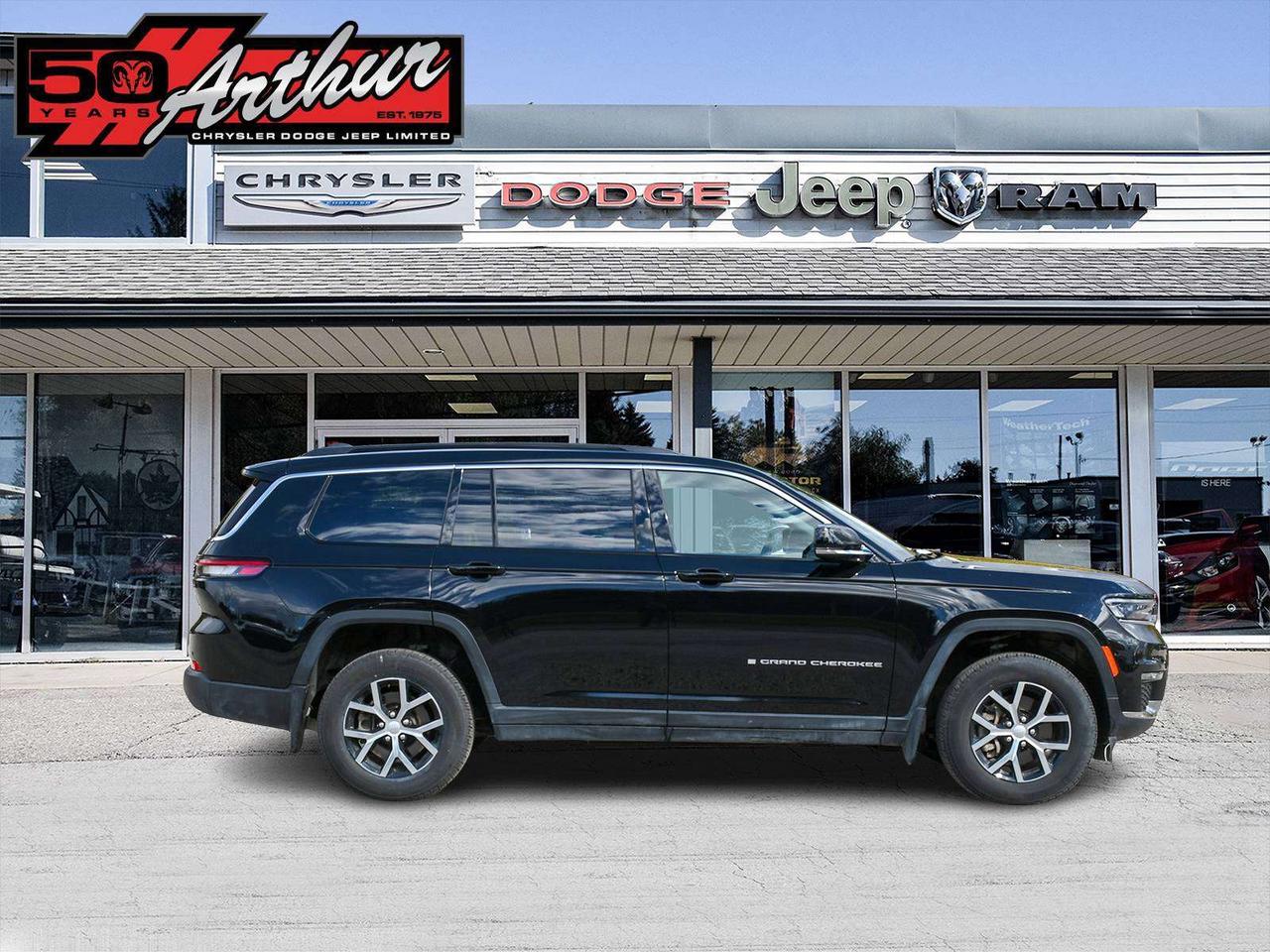 2025 Jeep Grand Cherokee LIMITED L PANO ROOF 2ND ROW BENCH Photo