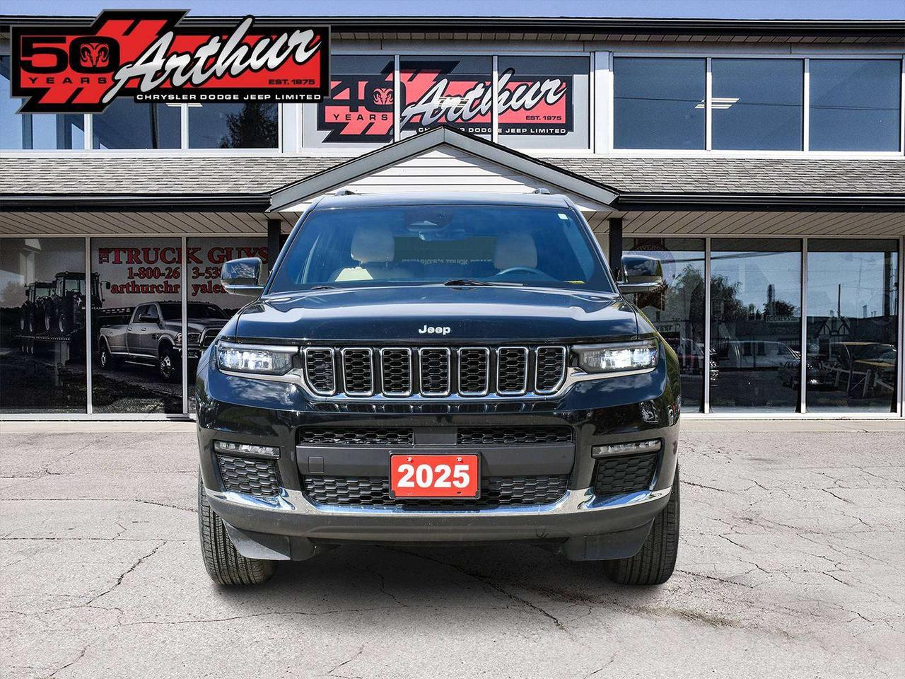 2025 Jeep Grand Cherokee LIMITED L PANO ROOF 2ND ROW BENCH Photo1