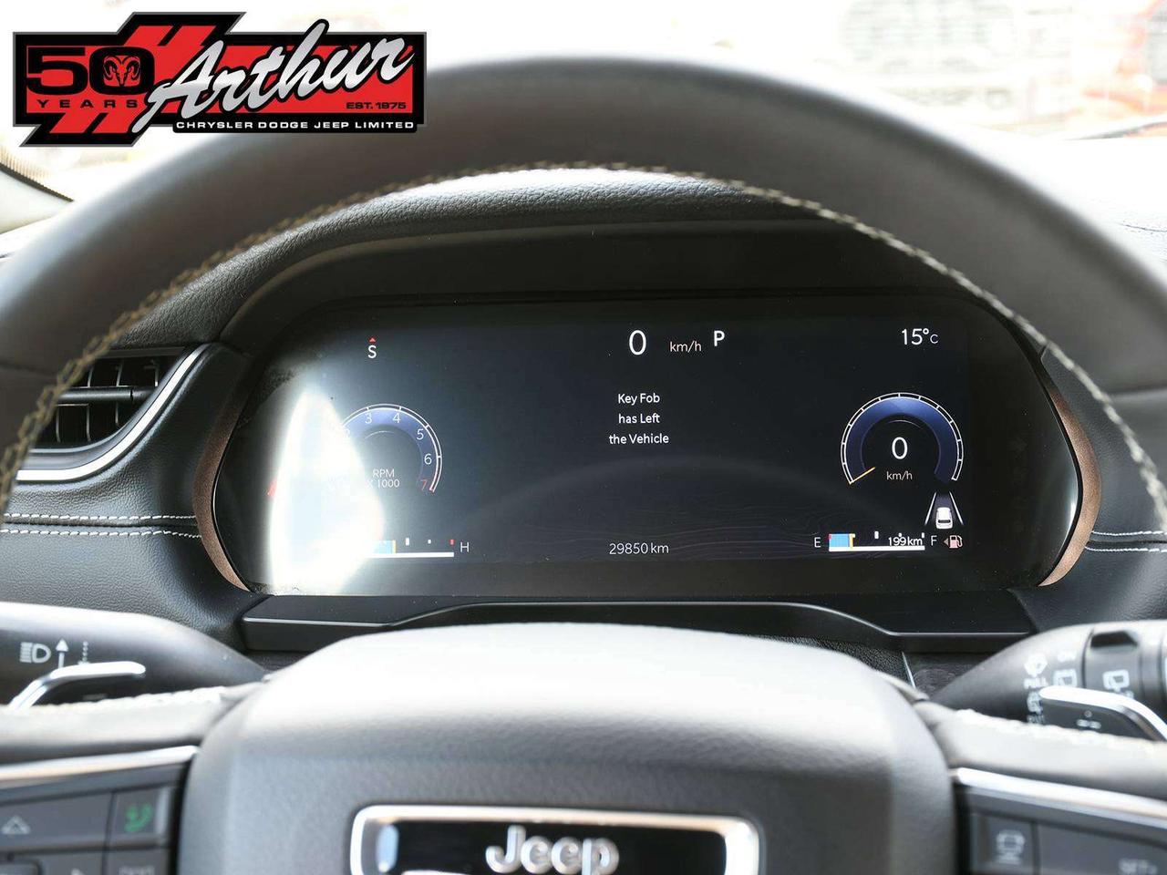 2025 Jeep Grand Cherokee LIMITED L PANO ROOF 2ND ROW BENCH Photo