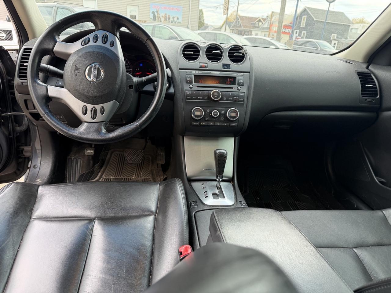 2007 Nissan Altima 3.5 SE Photo