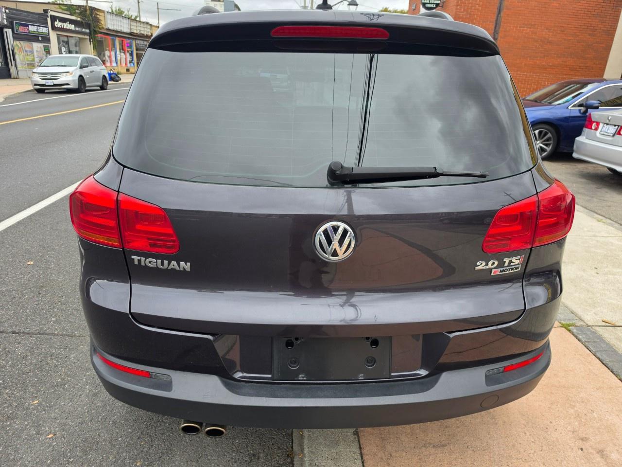 2016 Volkswagen Tiguan 4MOTION 4dr Auto Comfortline Photo