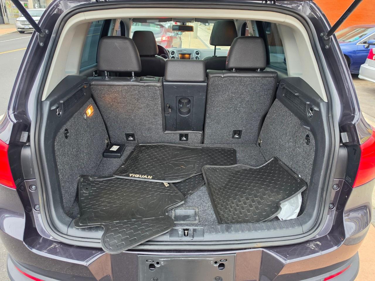 2016 Volkswagen Tiguan 4MOTION 4dr Auto Comfortline Photo