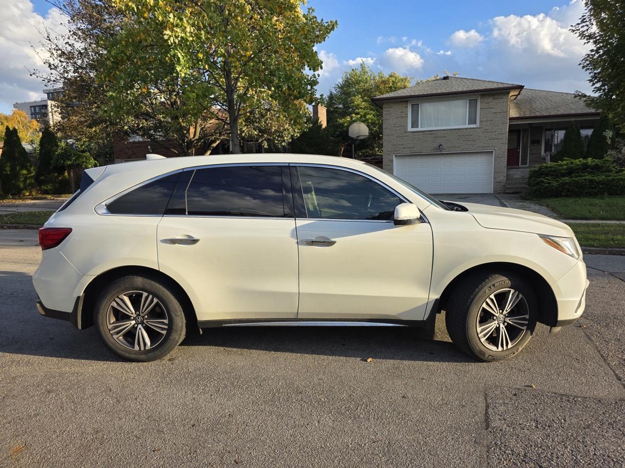 2017 Acura MDX TECHNOLOGY Photo1