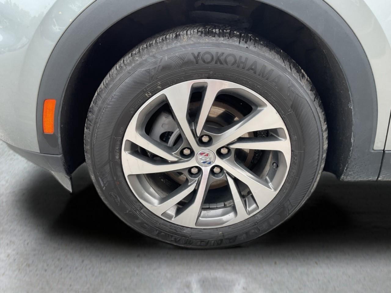 2023 Buick Envision Essence All-Wheel Drive Photo