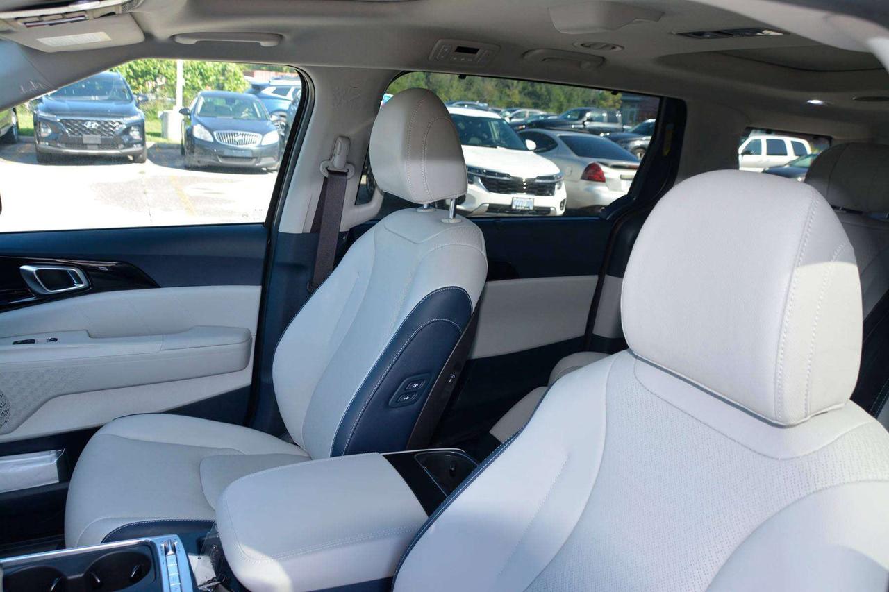 2026 Kia Carnival SX Photo