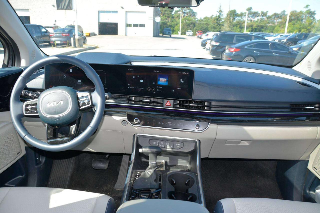 2026 Kia Carnival SX Photo