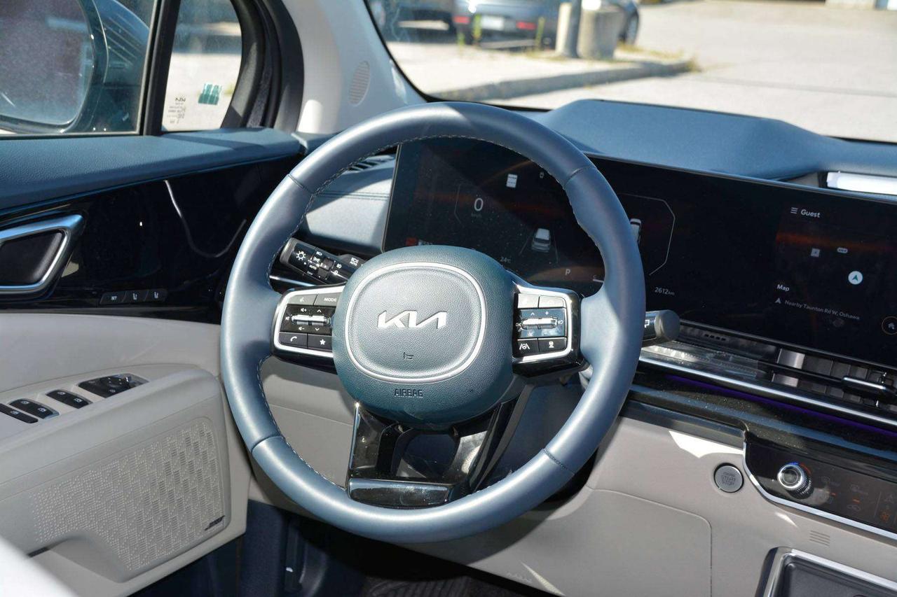 2026 Kia Carnival SX Photo