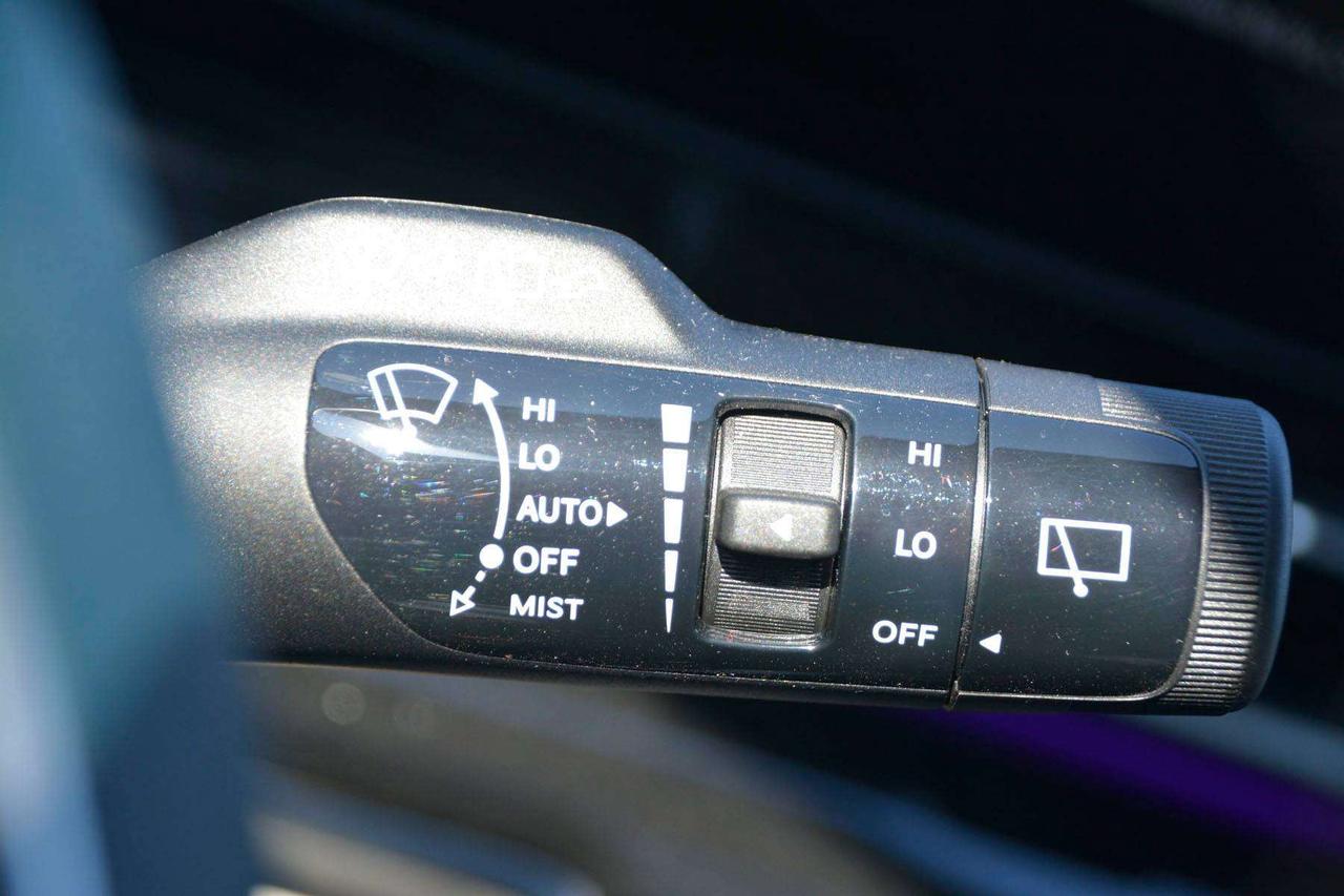 2026 Kia Carnival SX Photo