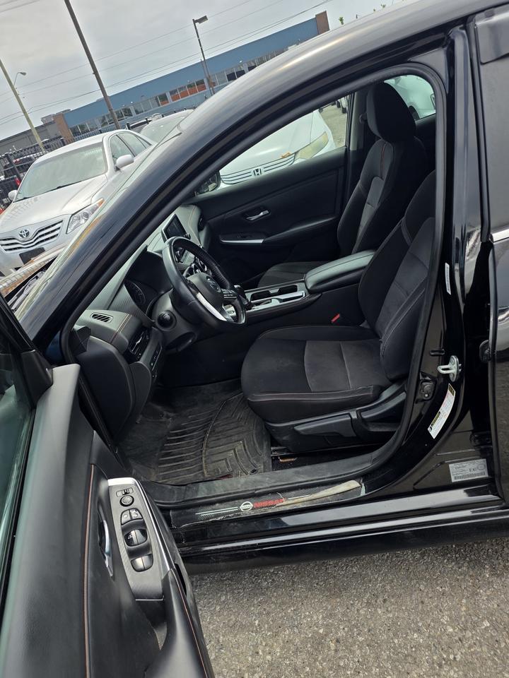 2020 Nissan Sentra SR Photo