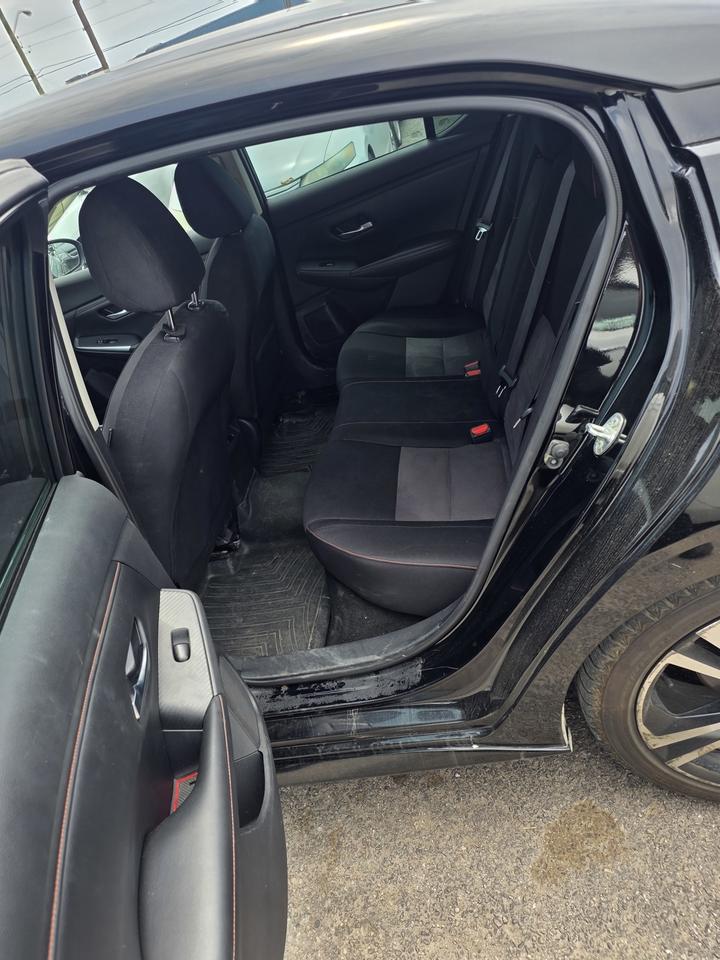2020 Nissan Sentra SR Photo