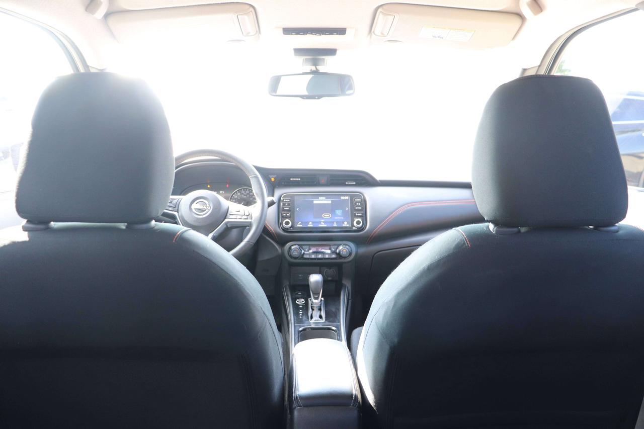 2023 Nissan Kicks ONE OWNER NO ACCIDENTS CARPLAY REMOTESTART Photo