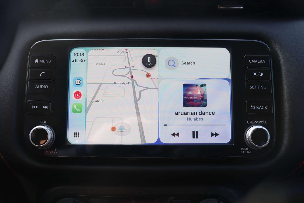 2023 Nissan Kicks ONE OWNER NO ACCIDENTS CARPLAY REMOTESTART Photo