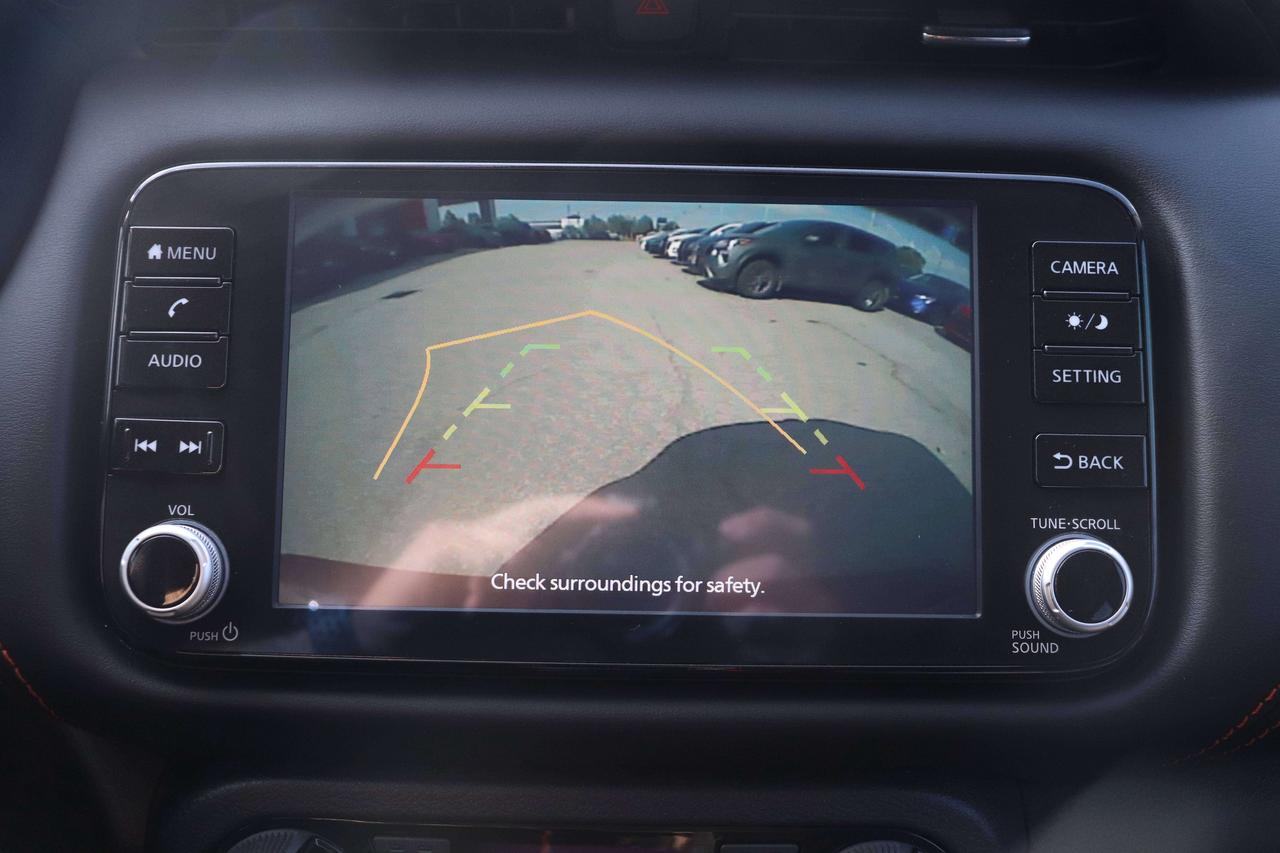2023 Nissan Kicks ONE OWNER NO ACCIDENTS CARPLAY REMOTESTART Photo