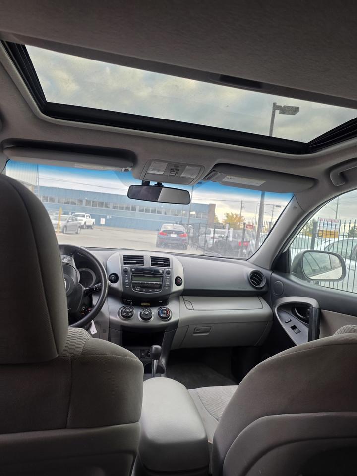 2011 Toyota RAV4 BASE Photo