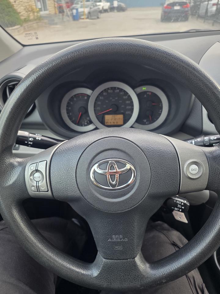 2011 Toyota RAV4 BASE Photo