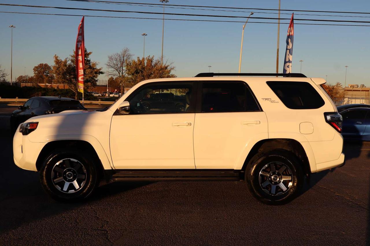 2019 Toyota 4Runner TRD Off Road 4WD   No Accident   Clean Carfax Photo3
