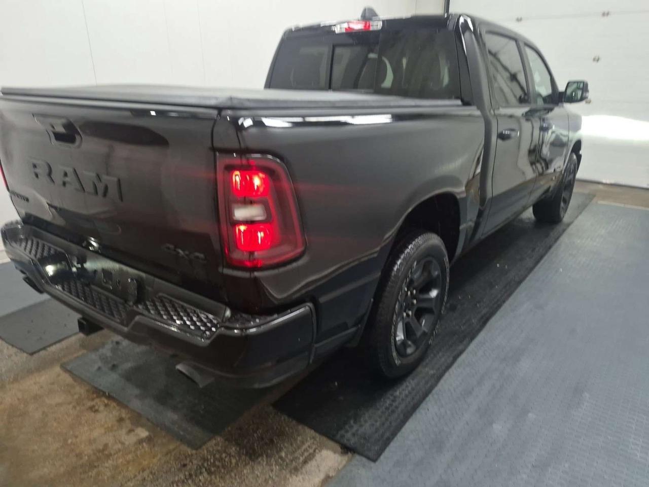 2026 RAM 1500 Sport   BED UTILITY   TONNEAU COVER   HEATED SEATING   NAVIGATION   360 CAMERA Photo