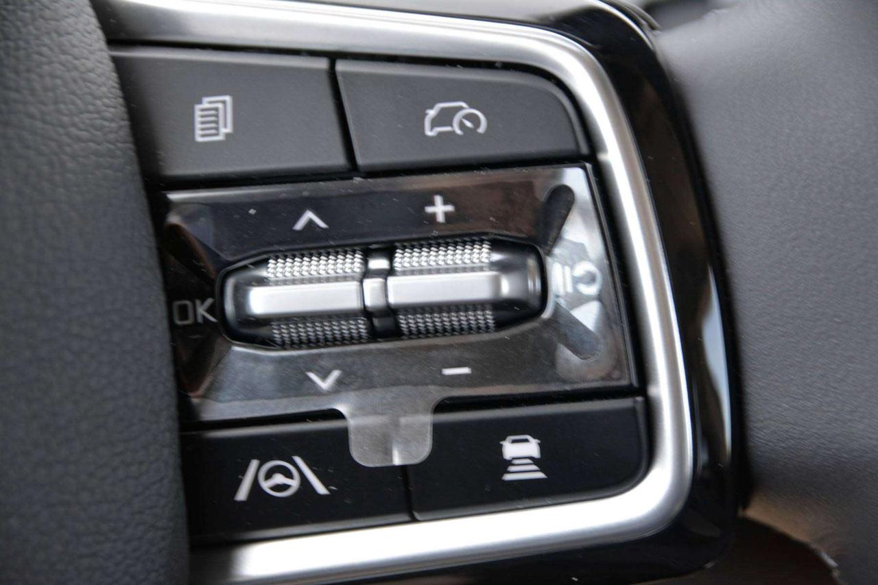 2026 Kia Carnival LX Photo