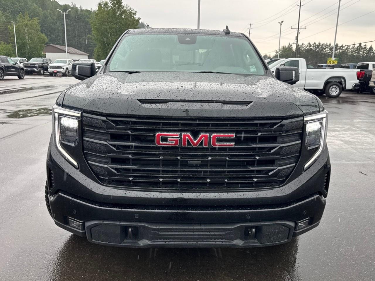 2026 GMC Sierra 1500 Crew Cab Short Box 4-Wheel Drive Elevation Photo