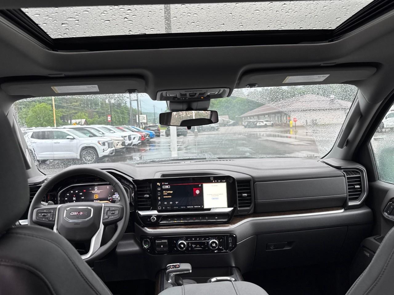 2026 GMC Sierra 1500 Crew Cab Short Box 4-Wheel Drive Elevation Photo