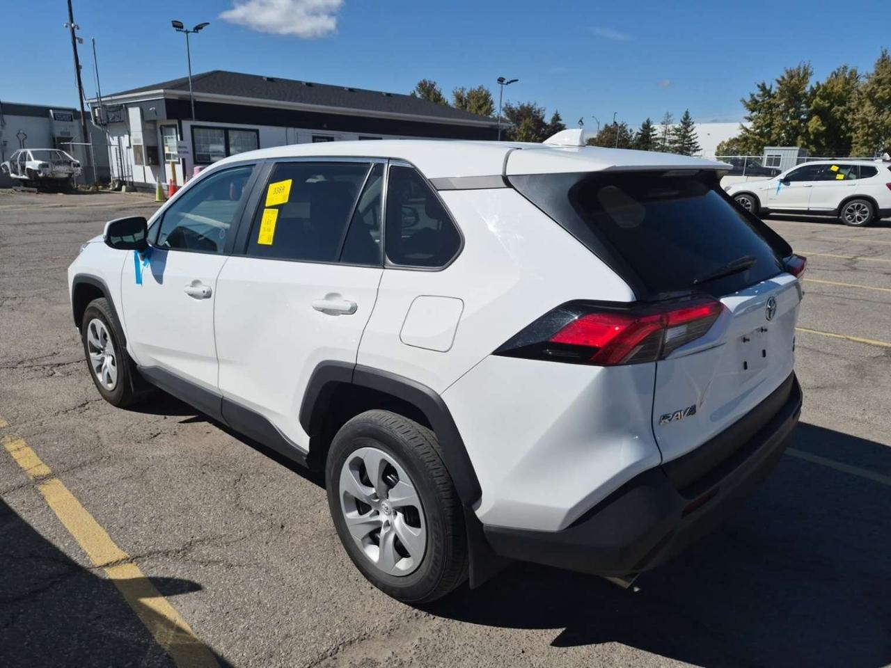 2023 Toyota RAV4 LE AWD Photo2