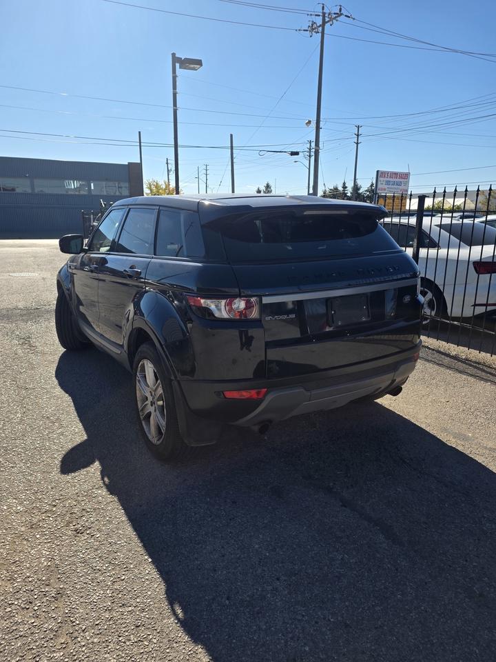 2012 Land Rover Range Rover Evoque Pure Photo