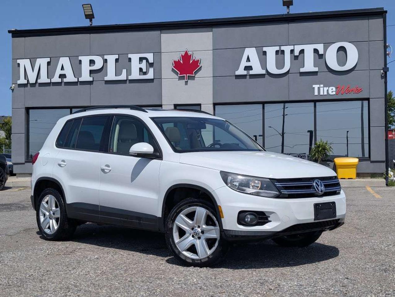 2016 Volkswagen Tiguan HIGHLINE  NAV   PANO ROOF   LEATHER   CAMERA Photo