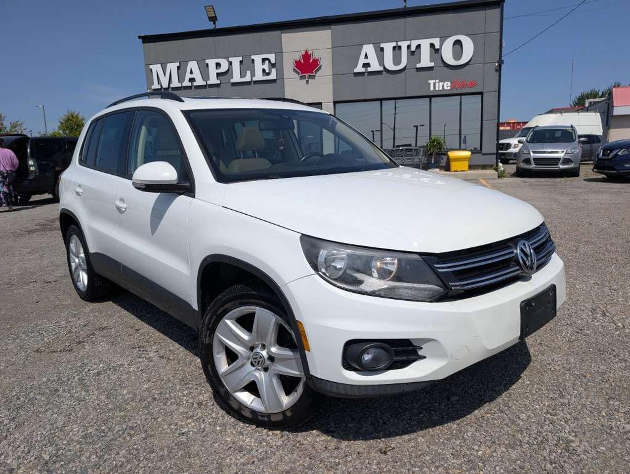 2016 Volkswagen Tiguan HIGHLINE  NAV   PANO ROOF   LEATHER   CAMERA Photo