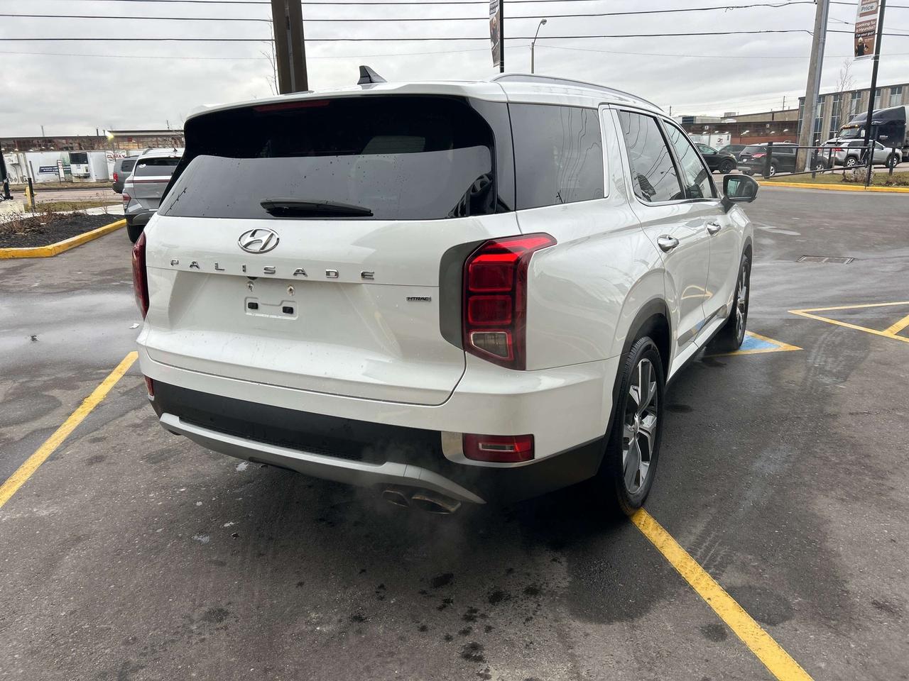 2022 Hyundai PALISADE CERTIFIED PRE-OWNED   Luxury 8-Pass Photo