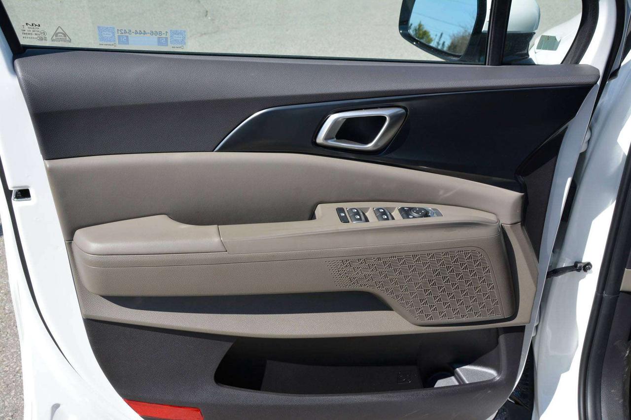 2026 Kia Carnival LX Photo