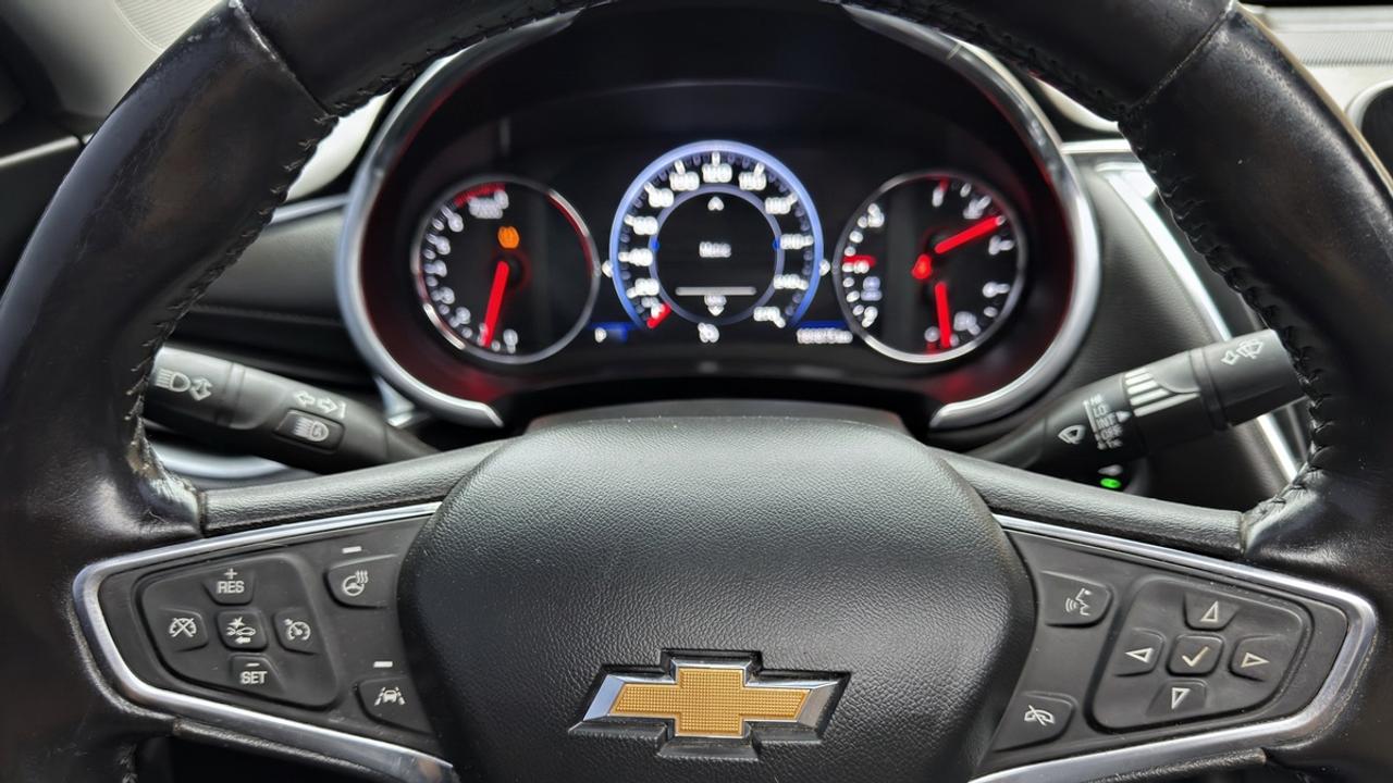 2020 Chevrolet Malibu Premier Photo