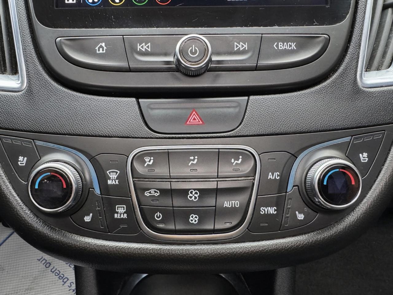 2020 Chevrolet Malibu Premier Photo