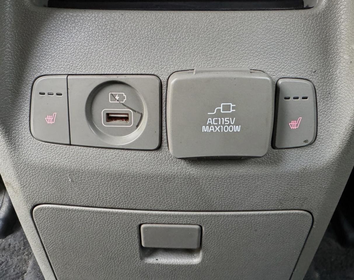 2017 Kia Sedona SX+ Photo