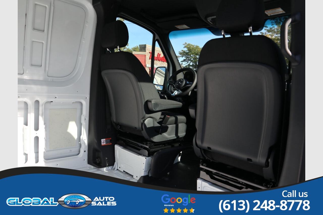 2025 Mercedes-Benz Sprinter 3500XD STANDARD ROOF I4 DIESEL HO 144" Photo