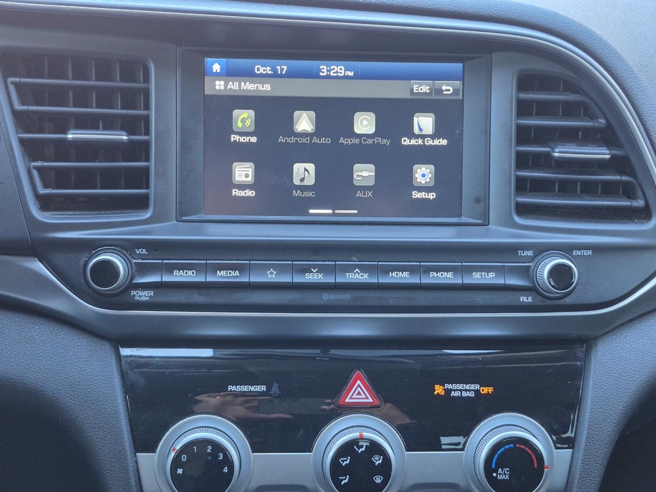 2019 Hyundai Elantra Preferred Photo