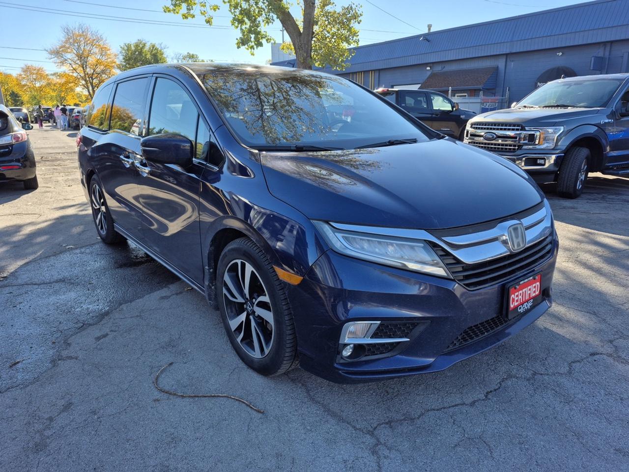2018 Honda Odyssey Touring Photo