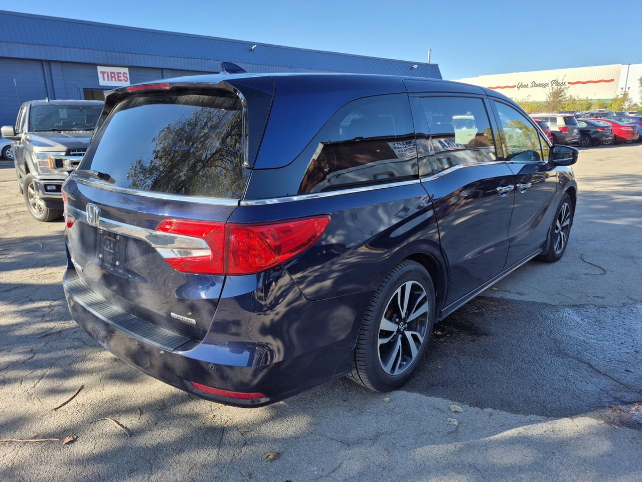 2018 Honda Odyssey Touring Photo