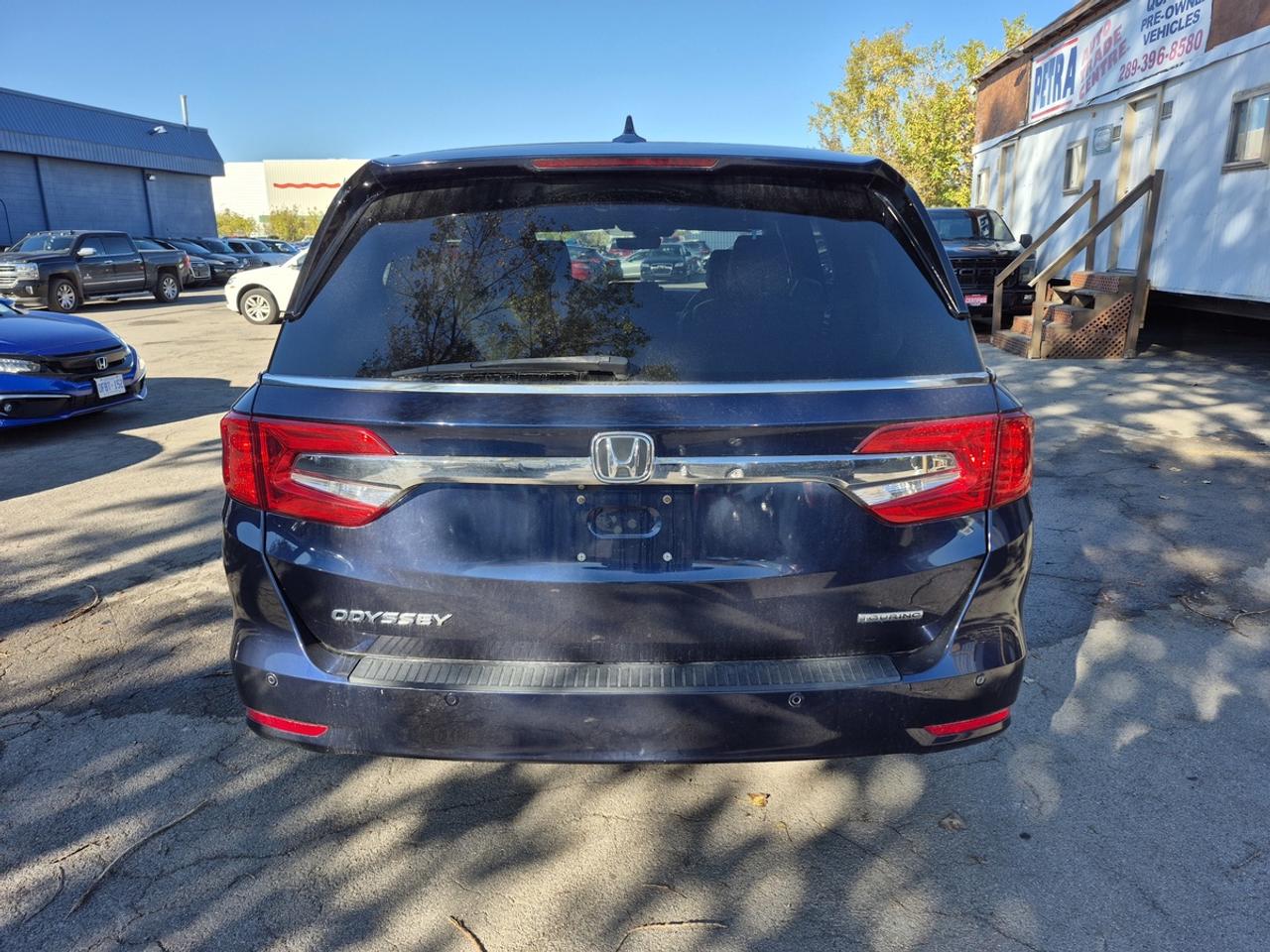 2018 Honda Odyssey Touring Photo