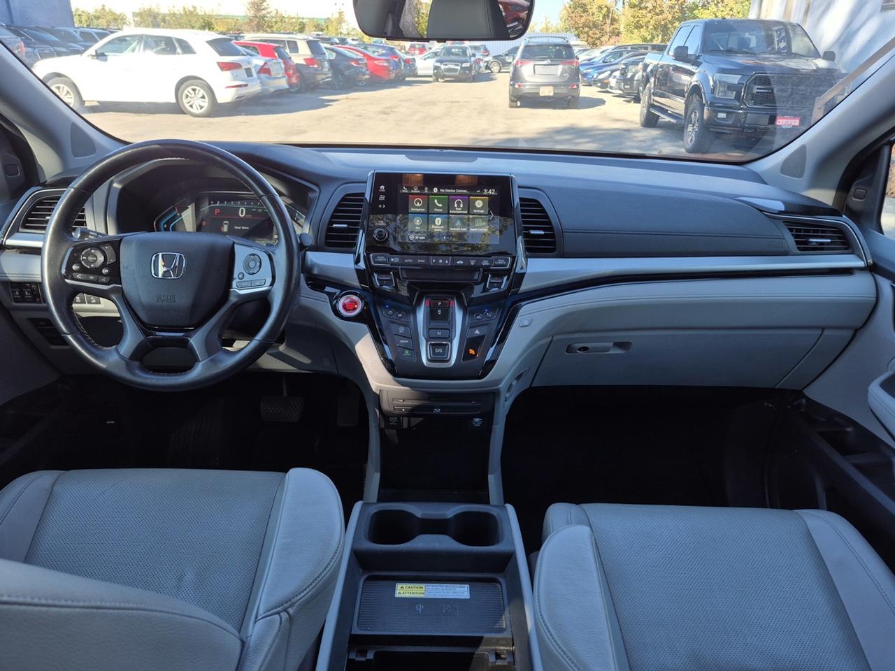 2018 Honda Odyssey Touring Photo