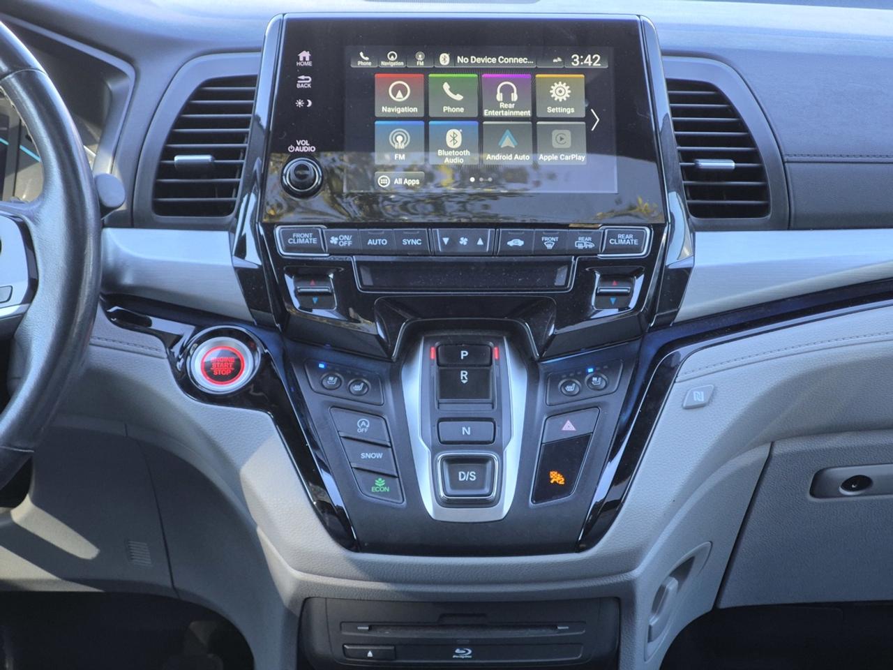 2018 Honda Odyssey Touring Photo