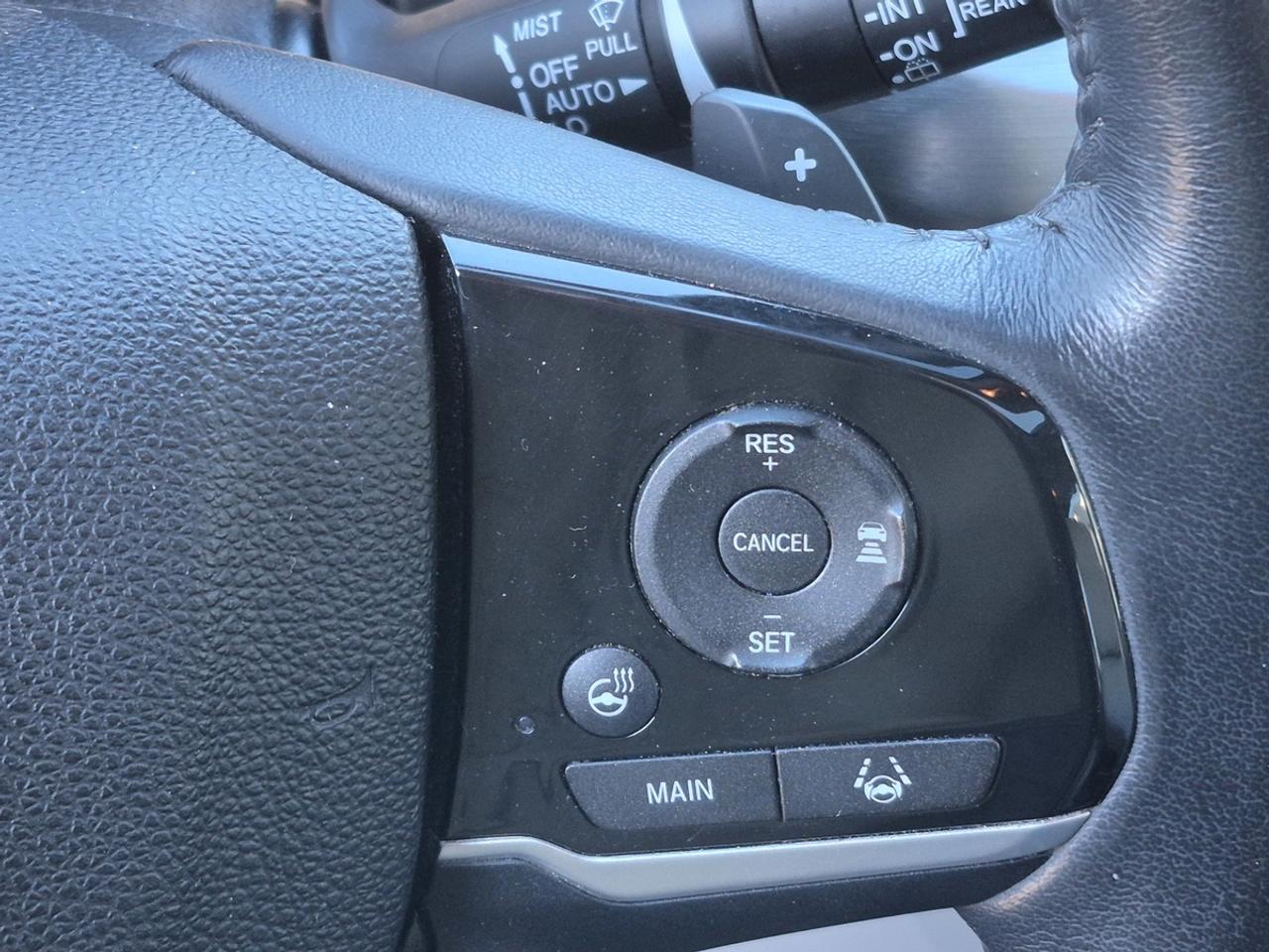 2018 Honda Odyssey Touring Photo