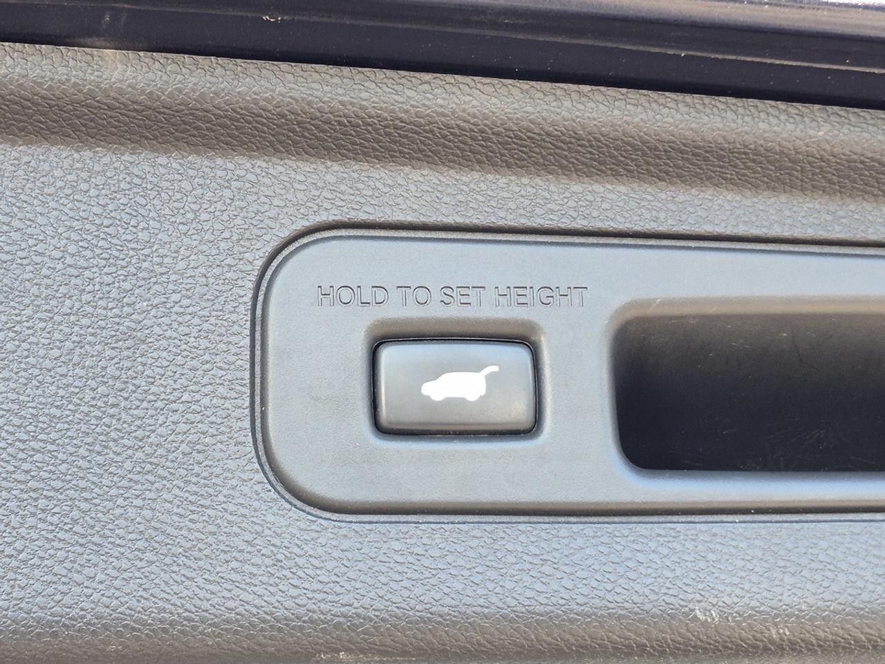 2018 Honda Odyssey Touring Photo